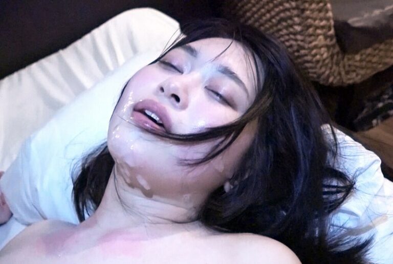 【h_1779mina00013】 おじさん達と潮吹き乱交 菜月ひかる